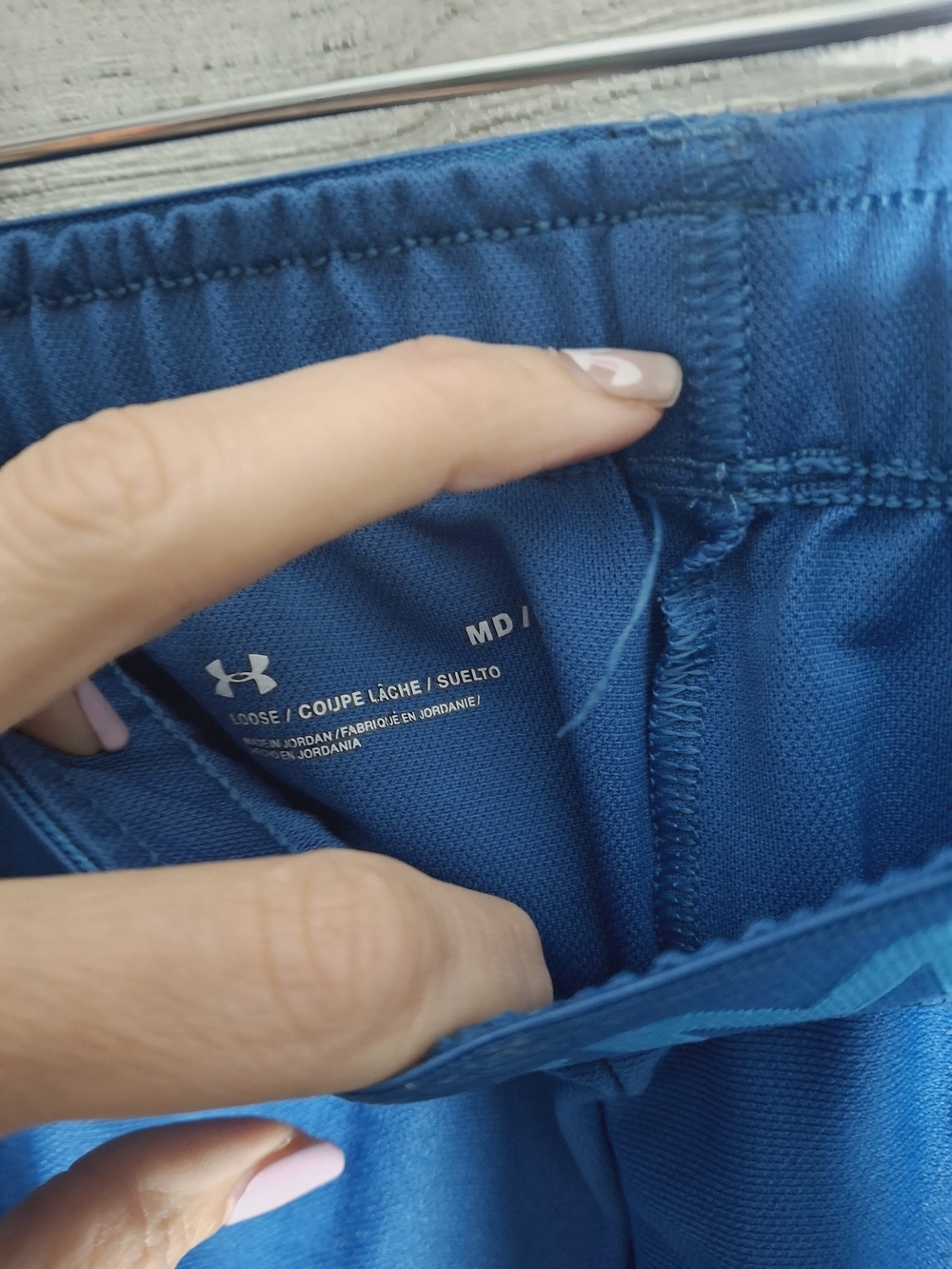 Under Armour Women's Blue Athletic Shorts Medium - Picture 2 of 4
